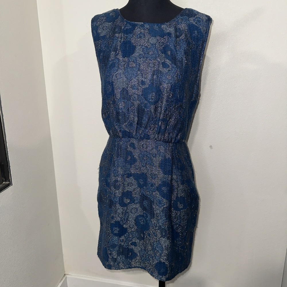 Tucker Blue Jacquard Sleeveless Dress – Size S Back Dramatic V‎ Side Pockets